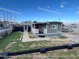 19260 Hinton St in Hesperia, CA - Building Photo