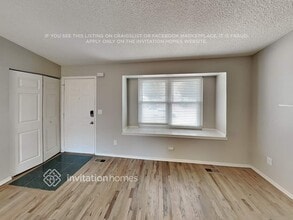 1827 S Genoa St in Aurora, CO - Foto de edificio - Building Photo