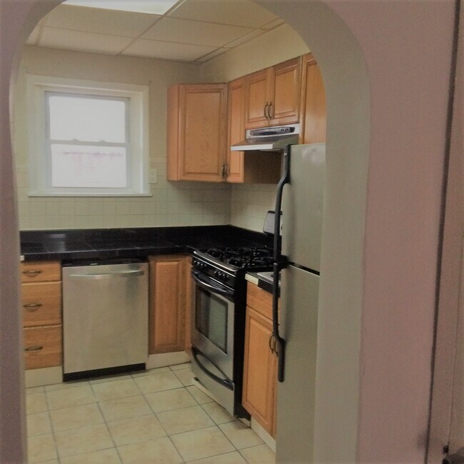 property at 2517 S Jessup St