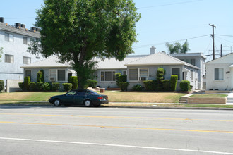 1404 W Victory Blvd in Burbank, CA - Building Photo - Building Photo