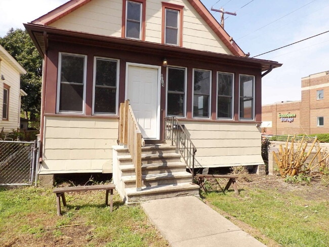 property at 1115 13th Ave S