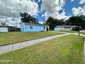 2623 Debbie Ct in Jacksonville, FL - Building Photo - Building Photo