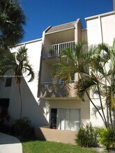 7745 SW 86th St in Miami, FL - Building Photo - Building Photo