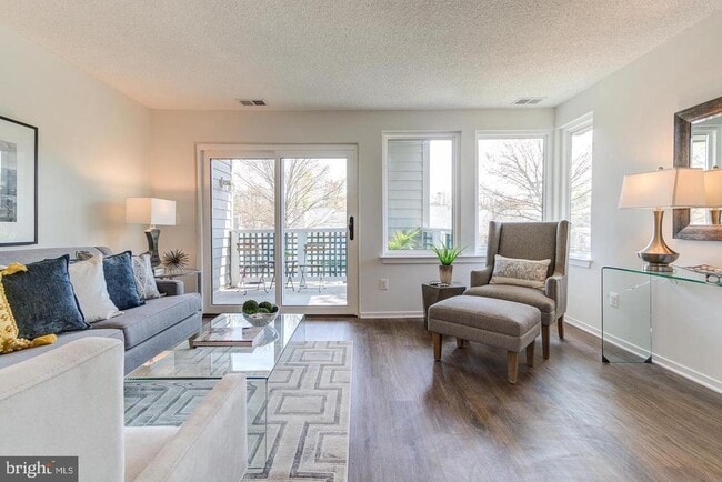 property at 11707 Summerchase Cir