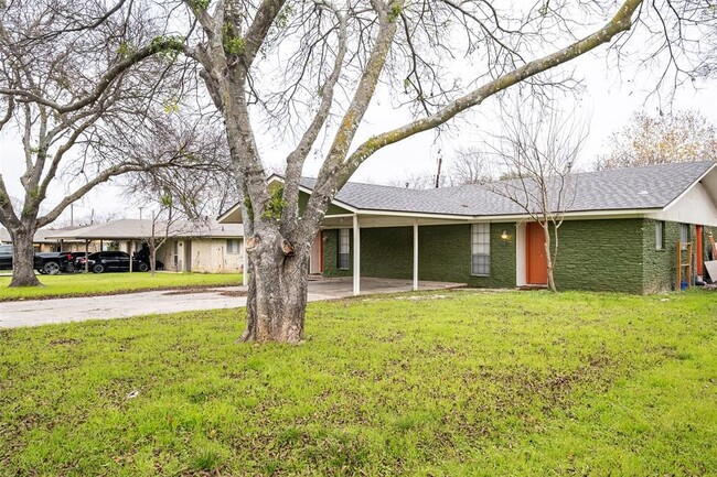 1809 Magnolia Dr in Round Rock, TX - Foto de edificio - Building Photo