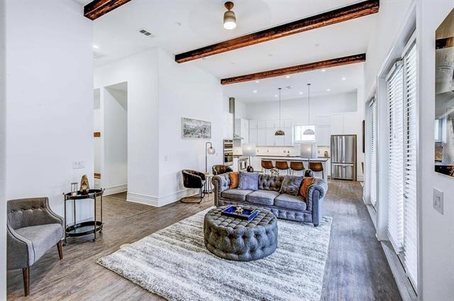 12001 Inwood Rd in Dallas, TX - Building Photo - Building Photo