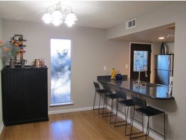 5472 Roundtree Pl, Unit E in Concord, CA - Building Photo - Building Photo