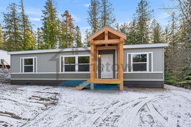 172 Cedar Hill in Sagle, ID - Building Photo - Building Photo