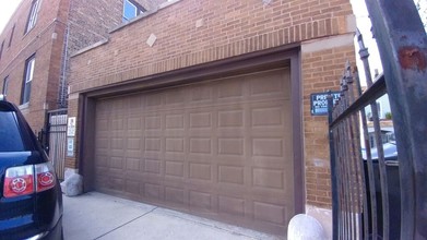 2434 S Pulaski Rd in Chicago, IL - Building Photo - Building Photo