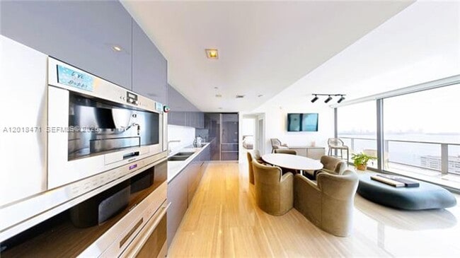 1451 Brickell Ave
