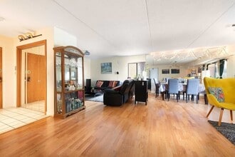 2500 Mystic Valley Pkwy, Unit 403 in Medford, MA - Building Photo - Building Photo
