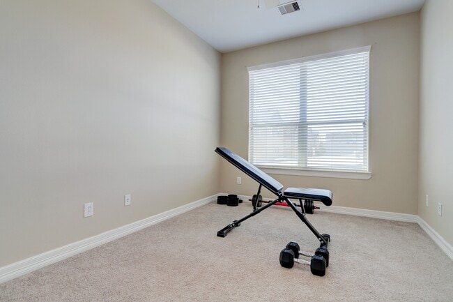 property at 1530 W 25th St