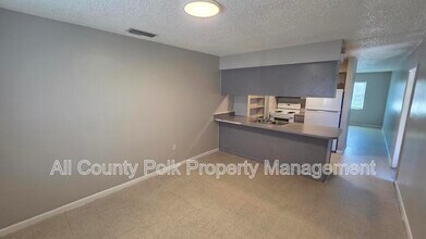 1509 Moonlite Dr in Lakeland, FL - Building Photo - Building Photo