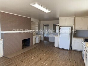 15290 Sunset Dr in Livingston, CA - Building Photo - Building Photo