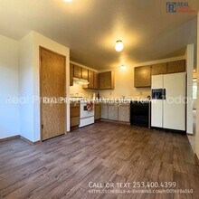 9920 132nd St Ct E in Puyallup, WA - Building Photo - Building Photo