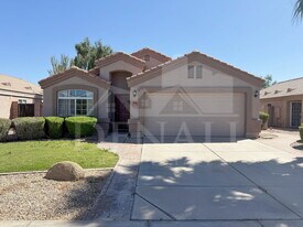 923 E Monterey St in Chandler, AZ - Building Photo