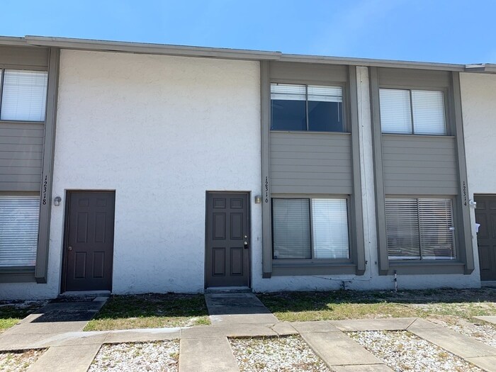 12316 Fox Hound Ln in Orlando, FL - Building Photo