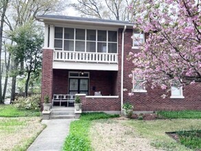 1720 Harbert Ave in Memphis, TN - Foto de edificio - Building Photo