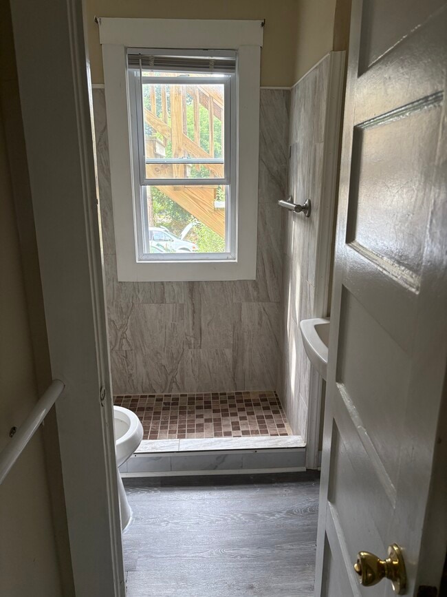 property at 33 Holmes Ave