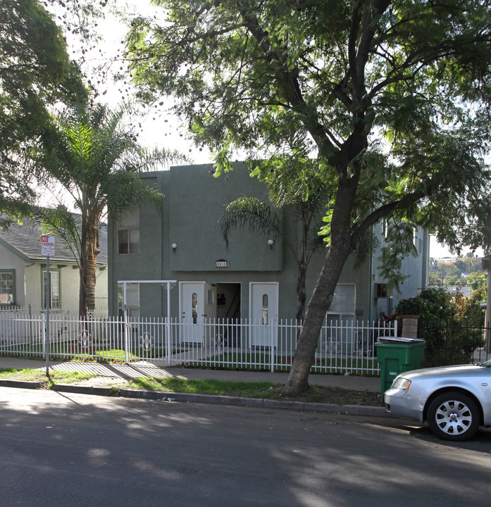 5818 Fayette St in Los Angeles, CA - Building Photo