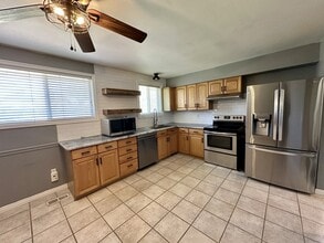 6270 S Mt Vista Dr in Taylorsville, UT - Building Photo - Building Photo