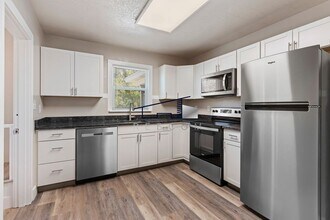 2705 Polk Ave in Ogden, UT - Foto de edificio - Building Photo