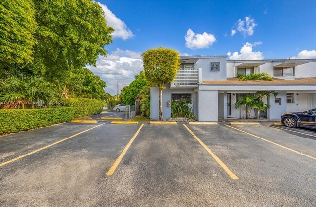property at 5511 W 22nd Ct