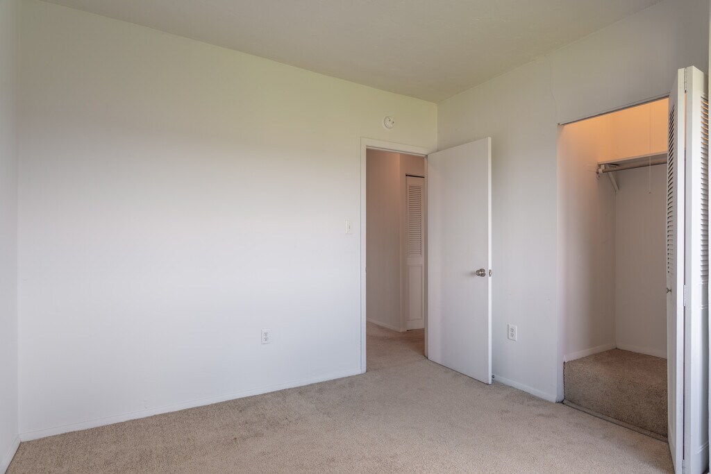 Fir Hill Towers Akron, OH Apartments