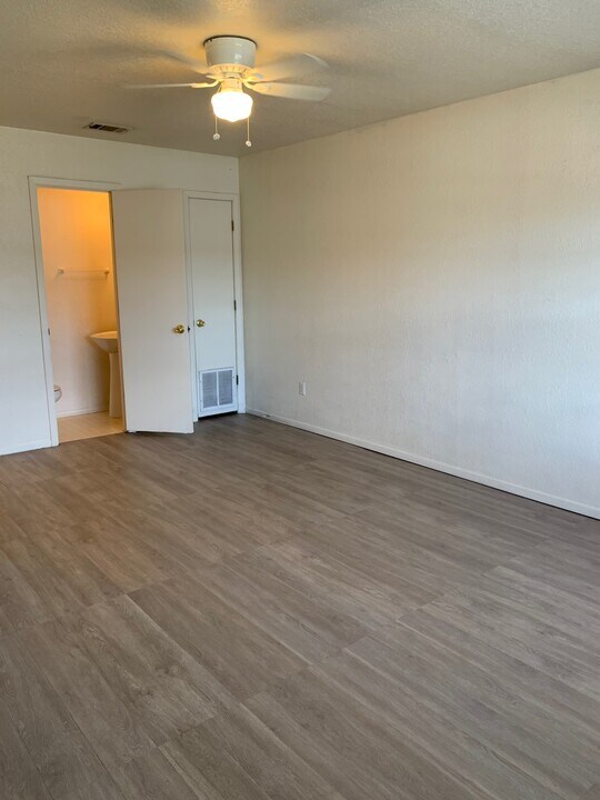1110 Leslie Cir, Unit B in Killeen, TX - Foto de edificio