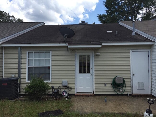 3875 Gaffney Loop in Tallahassee, FL - Building Photo - Building Photo