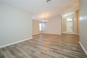 5019 Terra Vista Way in Orlando, FL - Building Photo - Building Photo
