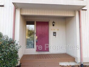 10192 Iron Mill Rd in Richmond, VA - Building Photo - Building Photo