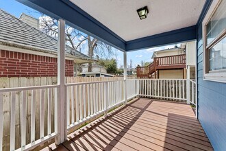 842 E 29th St in Houston, TX - Foto de edificio - Building Photo