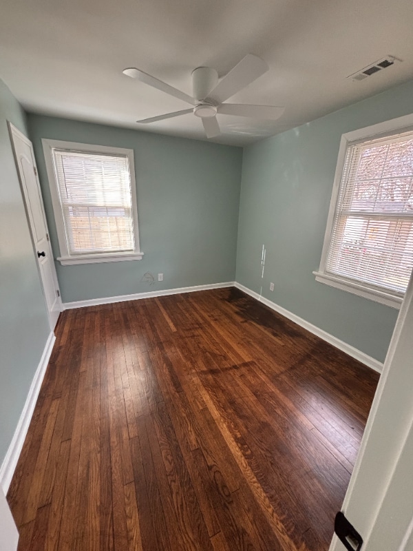 160 Swanson Rd in Norfolk, VA - Foto de edificio - Building Photo