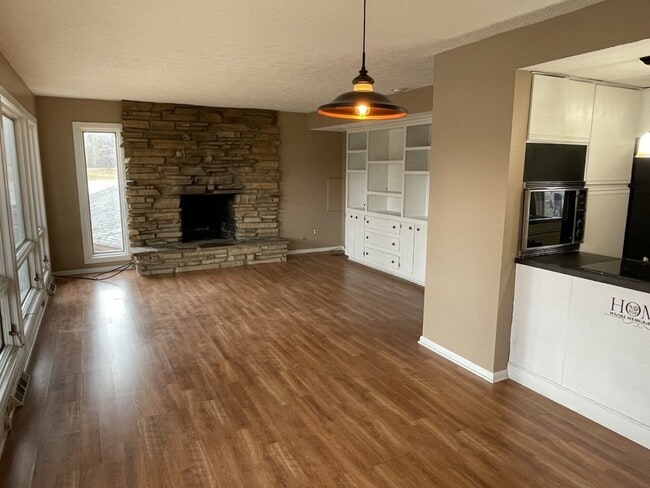 4335-4335 Ormond Dr in Akron, OH - Foto de edificio - Building Photo