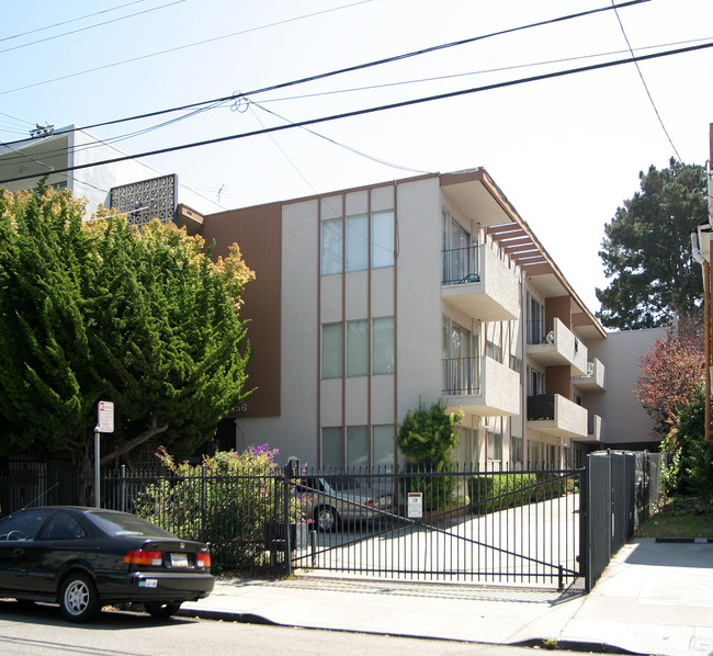 Jayne Avenue Apartments in Oakland, CA - Foto de edificio - Building Photo