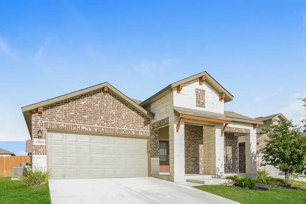 13515 Petty Run in San Antonio, TX - Building Photo