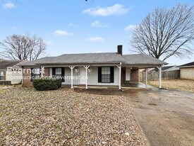 10005 Riggan Dr in Olive Branch, MS - Building Photo