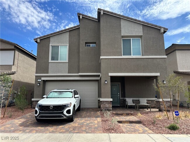 property at 137 Rohan Crst Ave