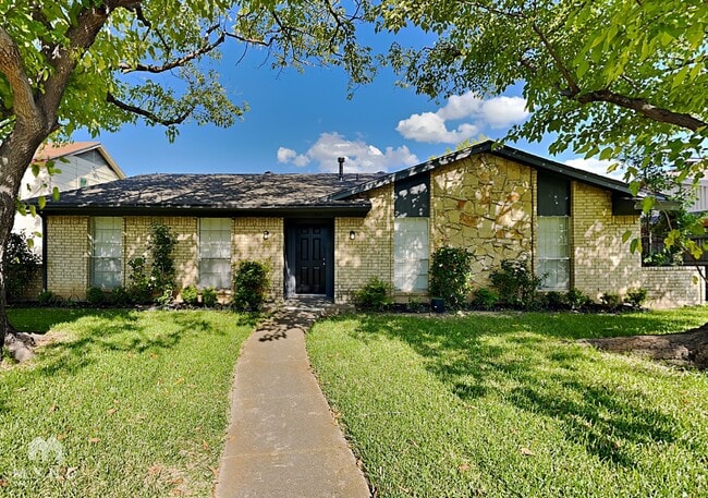 property at 209 Los Santos Dr