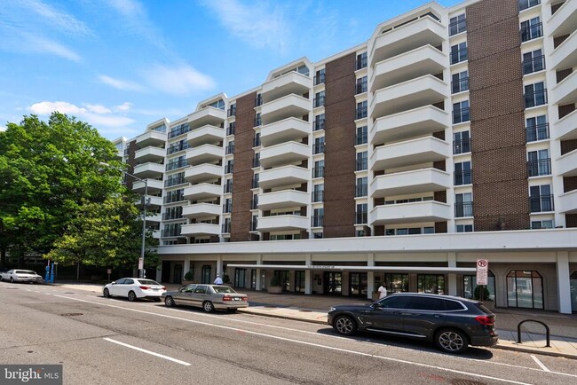 property at 700 7th St SW