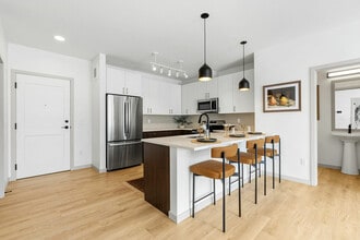 Rye Apartments in Farmington, MN - Foto de edificio - Building Photo