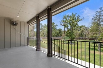 127 Medlar Dr in Cedar Creek, TX - Building Photo - Building Photo