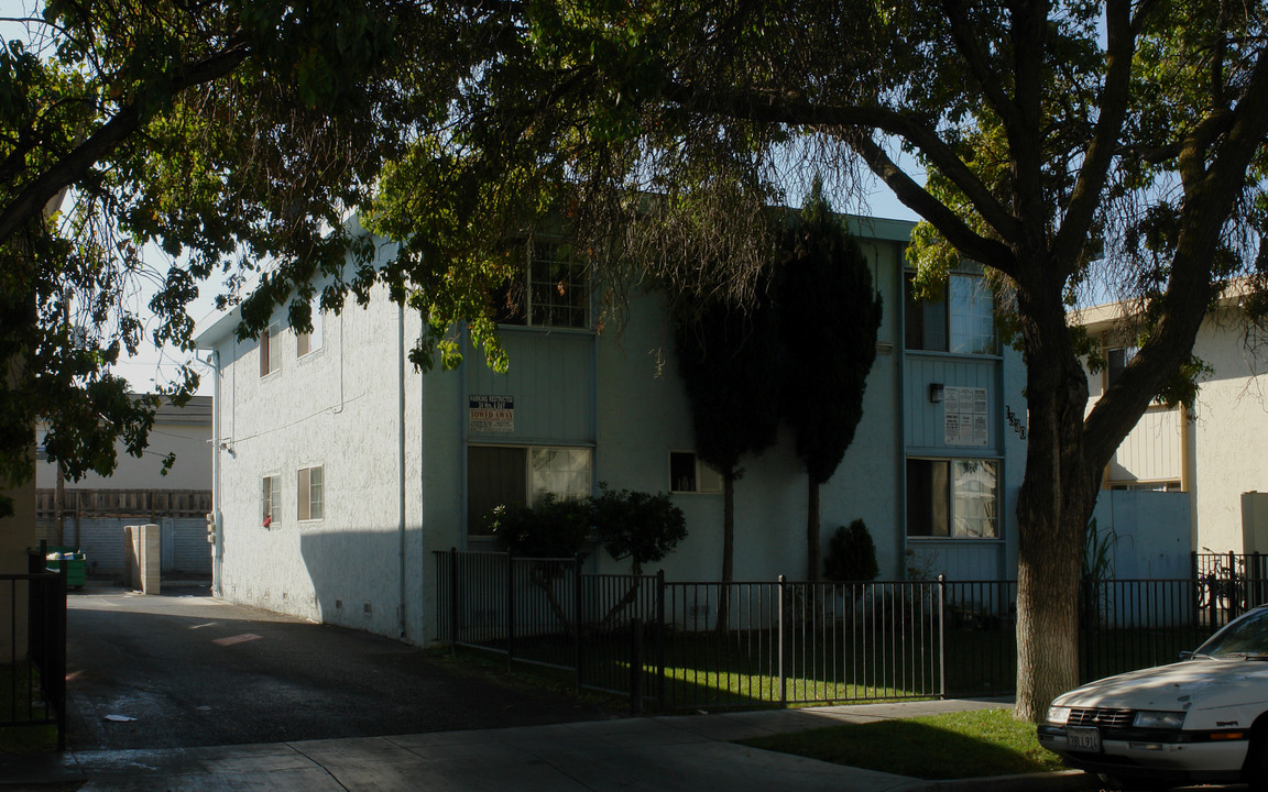 1330 Carnelian Dr in San Jose, CA - Building Photo