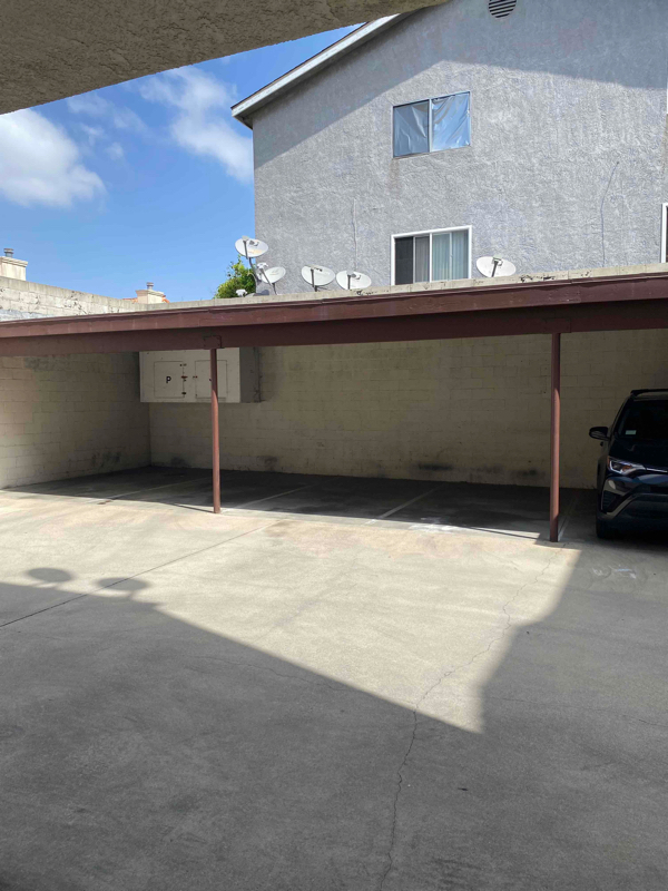 4063 W 130th St in Hawthorne, CA - Building Photo - Building Photo