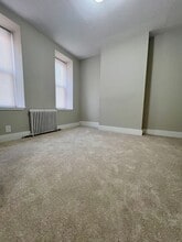 613 Walnut St in Norristown, PA - Building Photo - Building Photo