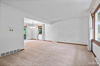 138 W Chicago Ave in Westmont, IL - Building Photo - Building Photo