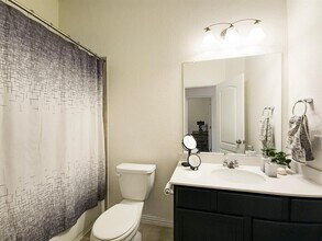 627 Pheasant Hill Ln in Georgetown, TX - Building Photo - Building Photo