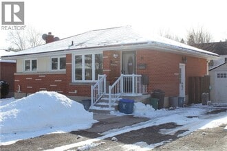 34 Radford Ave in Cambridge, ON - Building Photo - Building Photo