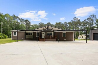 2051 California Ave in Cleveland, TX - Building Photo - Building Photo